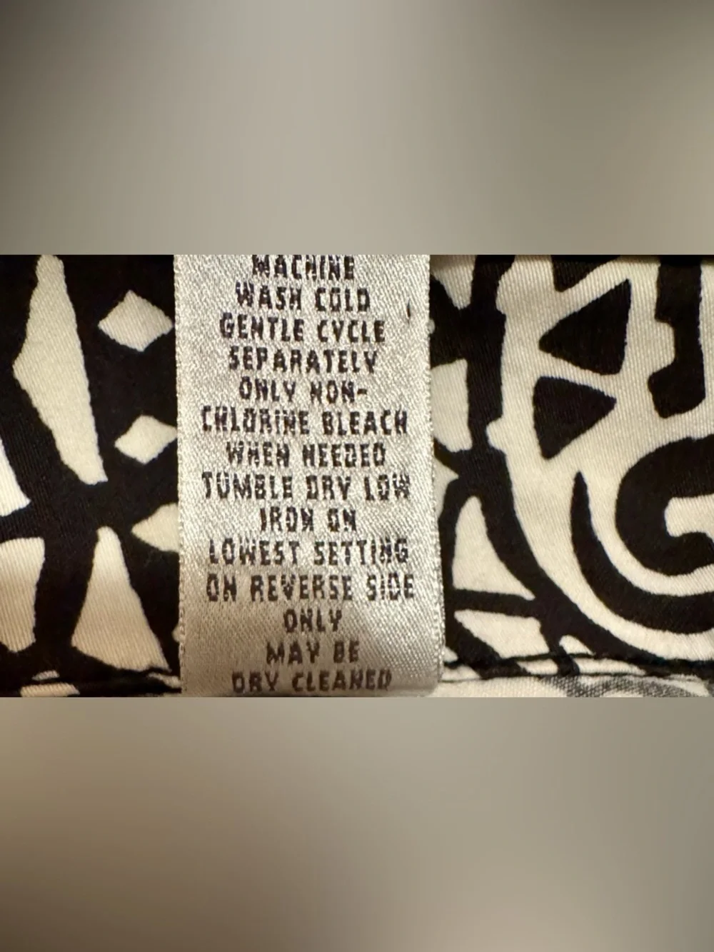 Chico's Black & White Graphic Swirl Button-Down Shirt Jacket - Picture 4 of 11